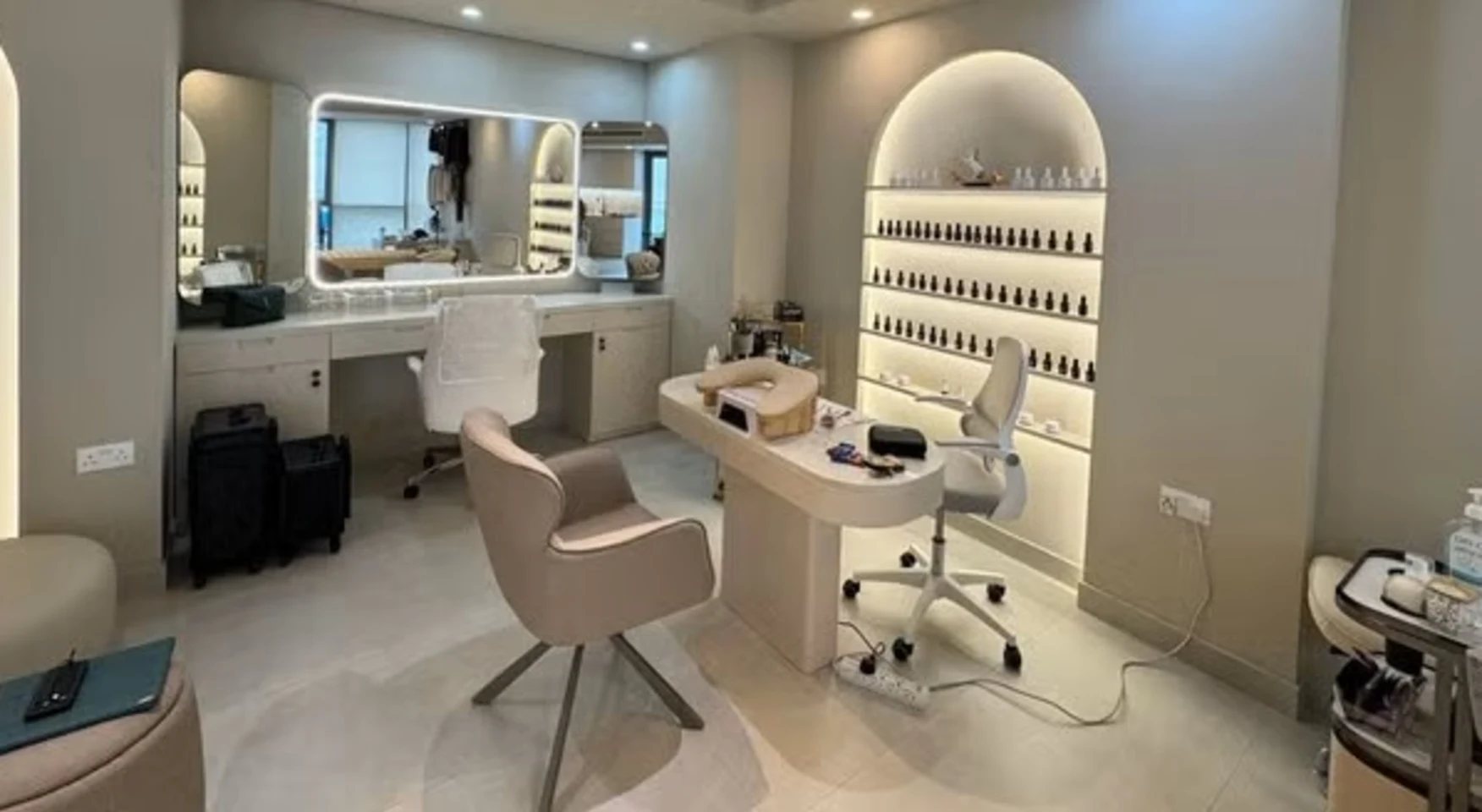 Vina Luxury Beauty Salon image 5