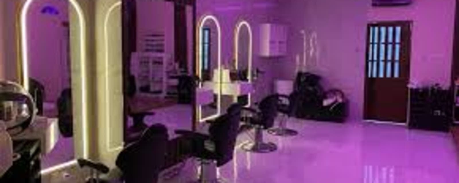 VALENCIA LADIES SALON LLC